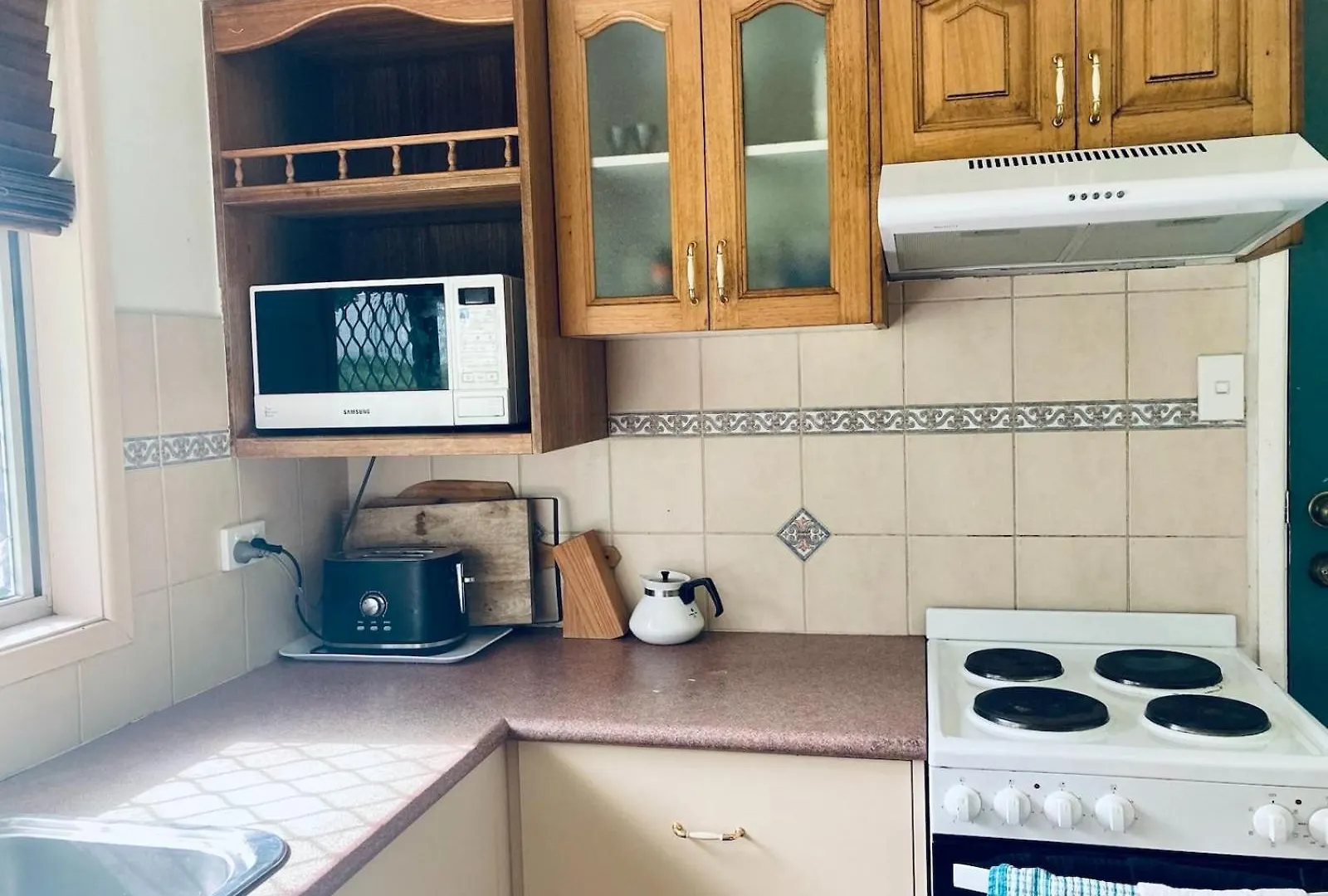 Lavender Cottage Three Large Bedroom House Mount Tamborine 0*,
